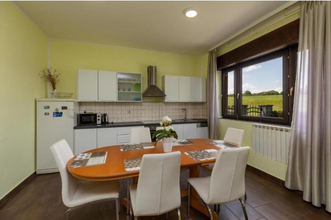 Apartment Karlovac Dış mekan fotoğraf